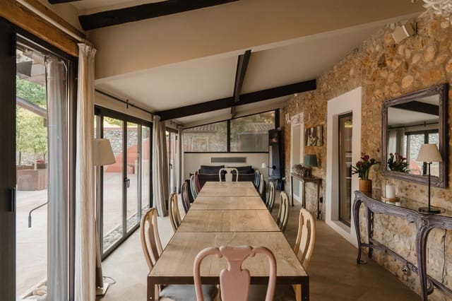 8 soveværelse Finca/Landehus til salg i Orfes, Vilademuls med garage - € 2.500.000 (Ref: 9035891)