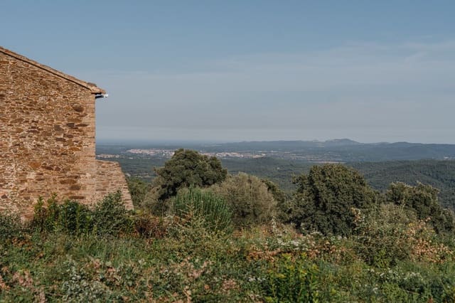 10 soveværelse Finca/Landehus til salg i Cruïlles Monells i Sant Sadurní de I'Heura - € 765.000 (Ref: 9257653)