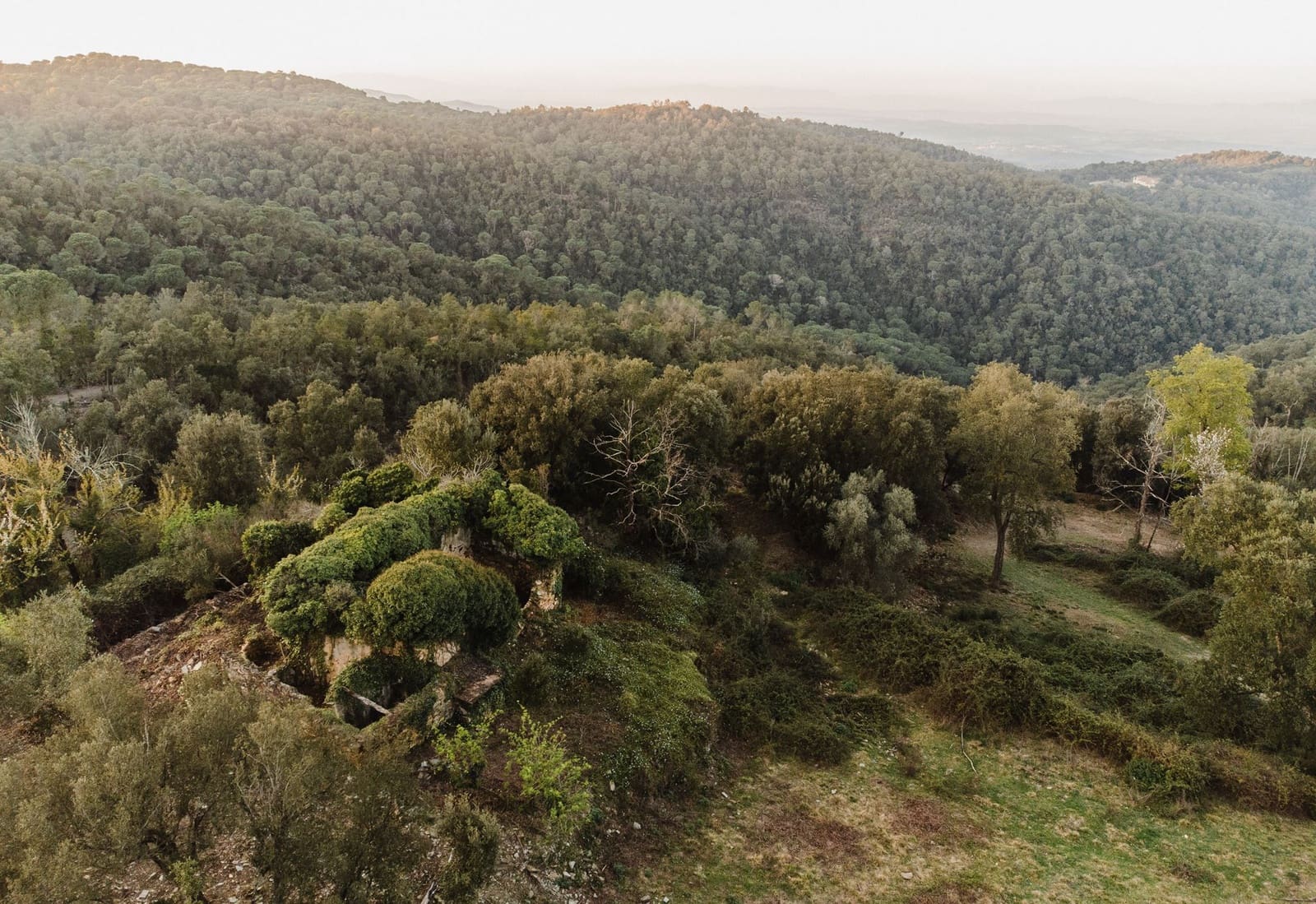 Ruin til salgs i Cruilles Monells i Sant Sadurni de I'Heura - € 220 000 (Ref: 9872572)