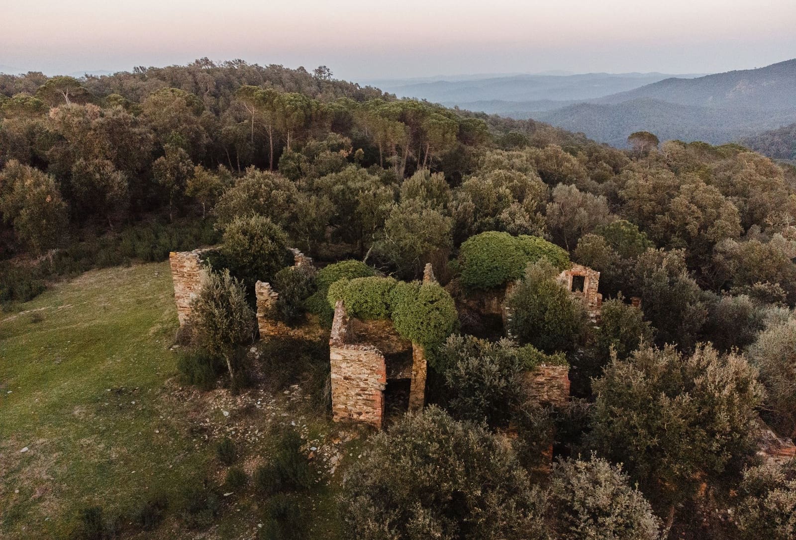 Ruina en Cruïlles Monells i Sant Sadurní de I'Heura en venta - 320.000 € (Ref: 9872774)