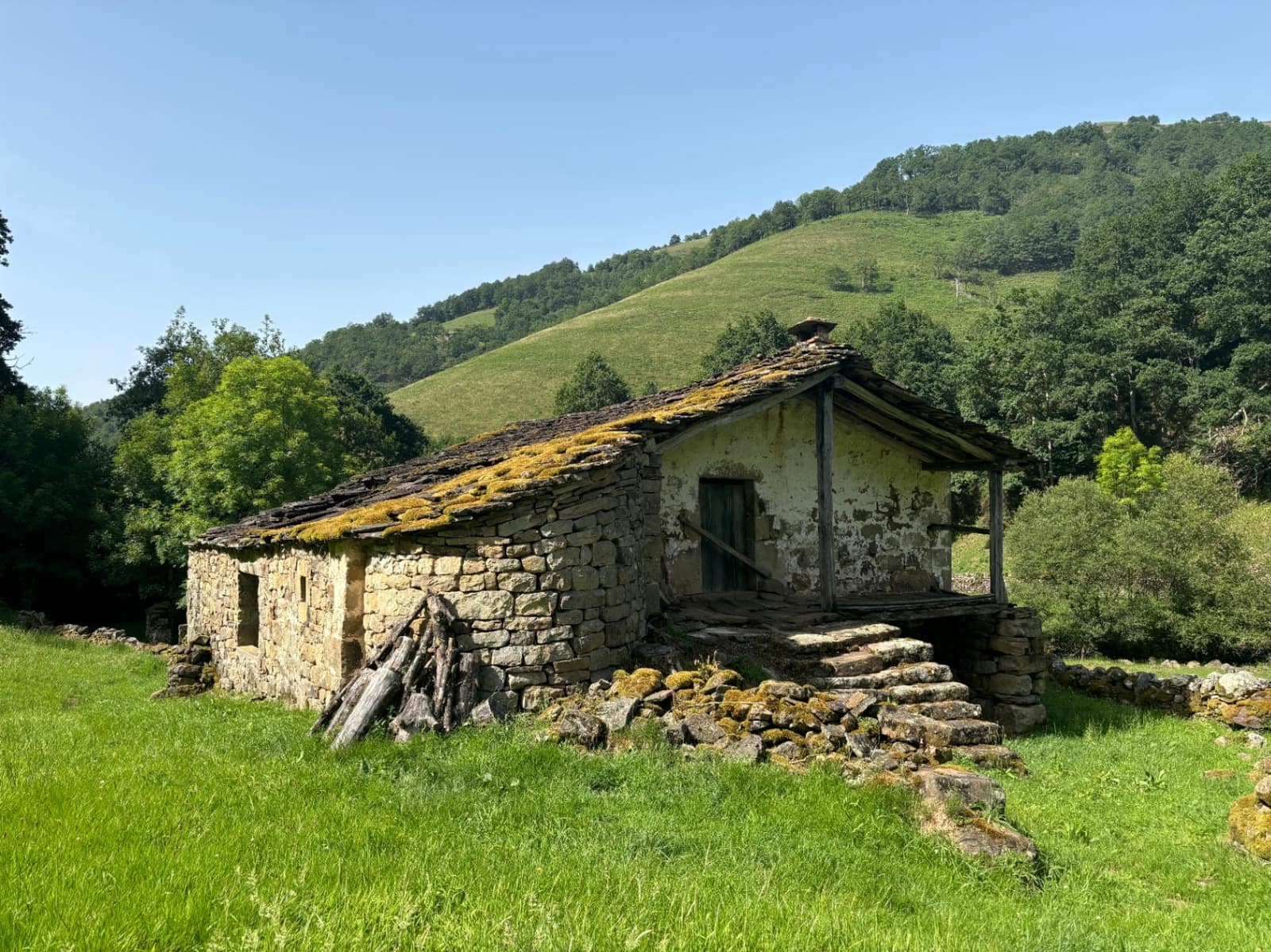 Ruin til salg i Vega de Pas - € 175.000 (Ref: 9944875)