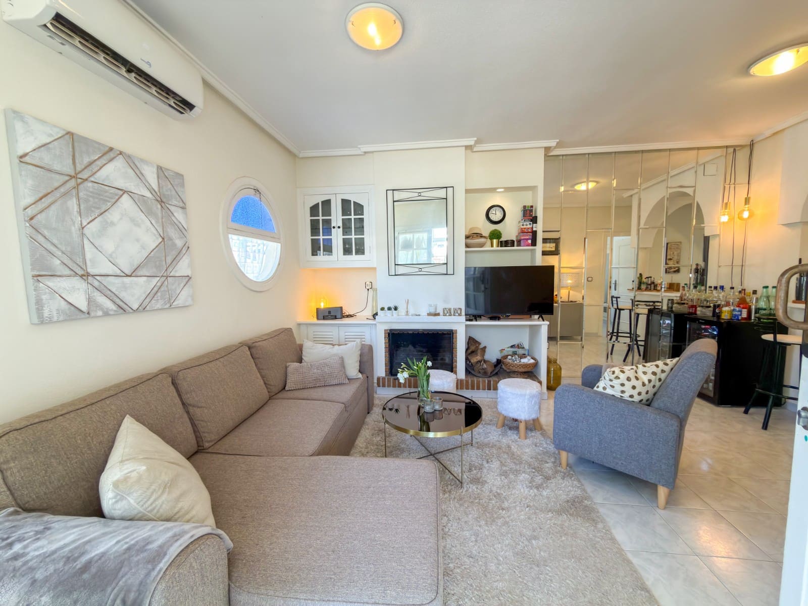 2 soverom Leilighet til salgs i Torrevieja med svømmebasseng - € 172 900 (Ref: 10000976)