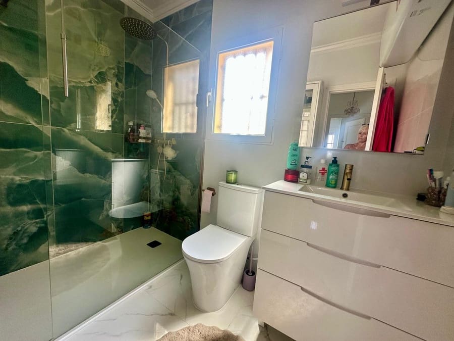 3 bedroom Villa for sale in Algorfa with pool - € 296,000 (Ref: 10024618)