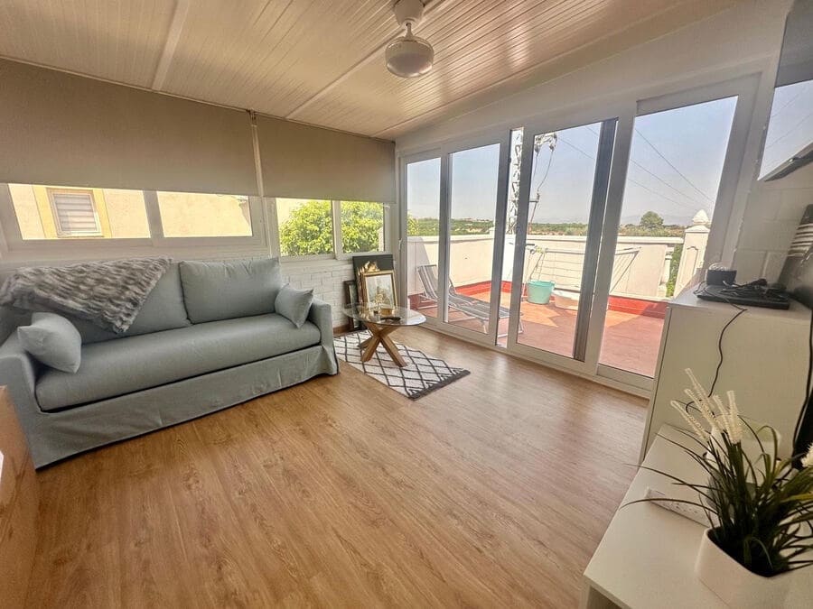 3 bedroom Villa for sale in Algorfa with pool - € 296,000 (Ref: 10024618)