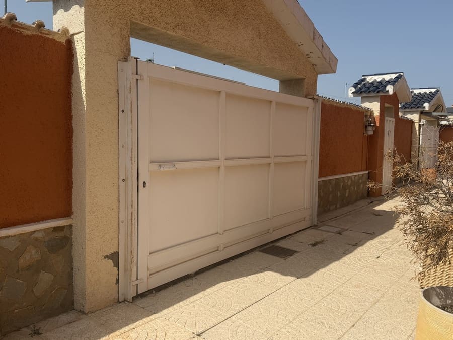 4 sypialnia Willa na sprzedaż w Ciudad Quesada z basenem - 475 000 € (Ref: 10024619)