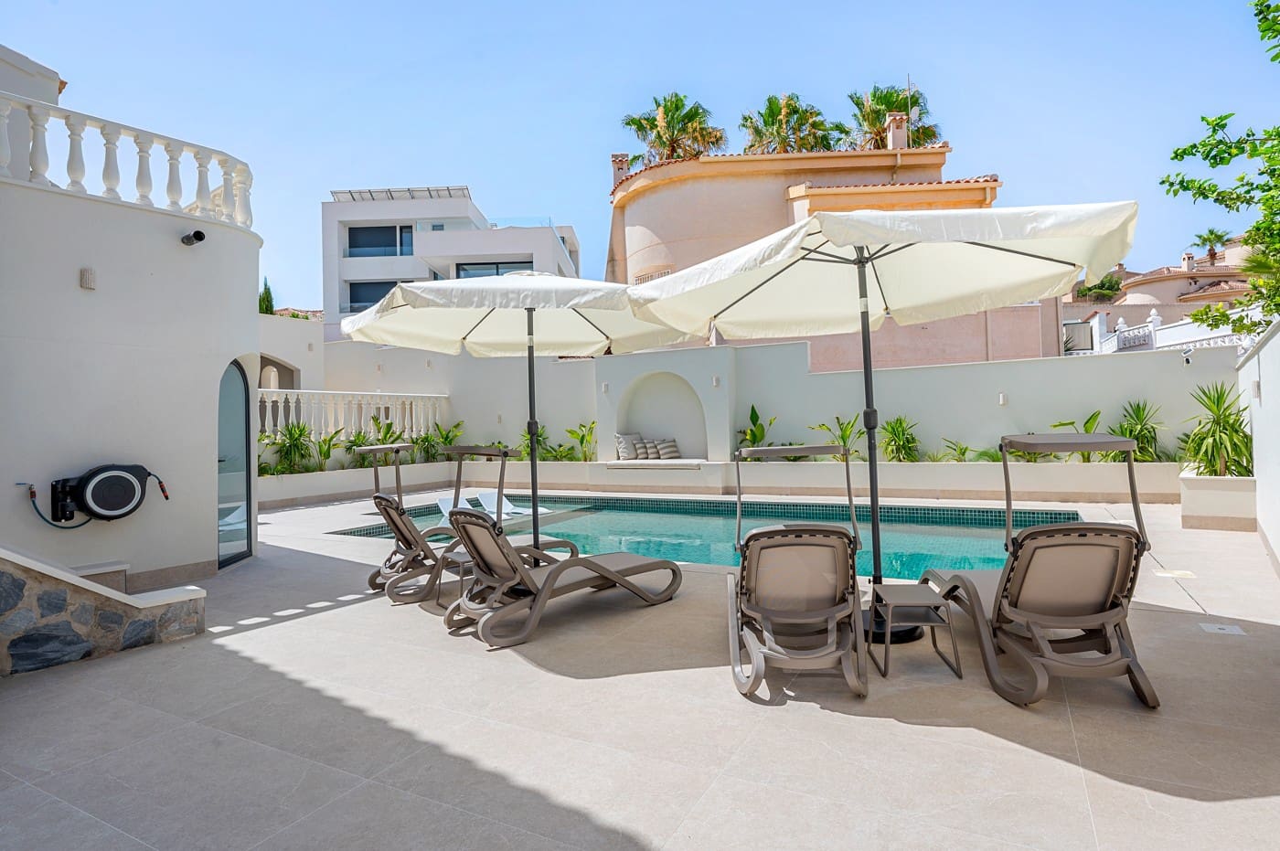 5 quarto Moradia para venda em Ciudad Quesada com piscina - 1 399 000 € (Ref: 10048088)