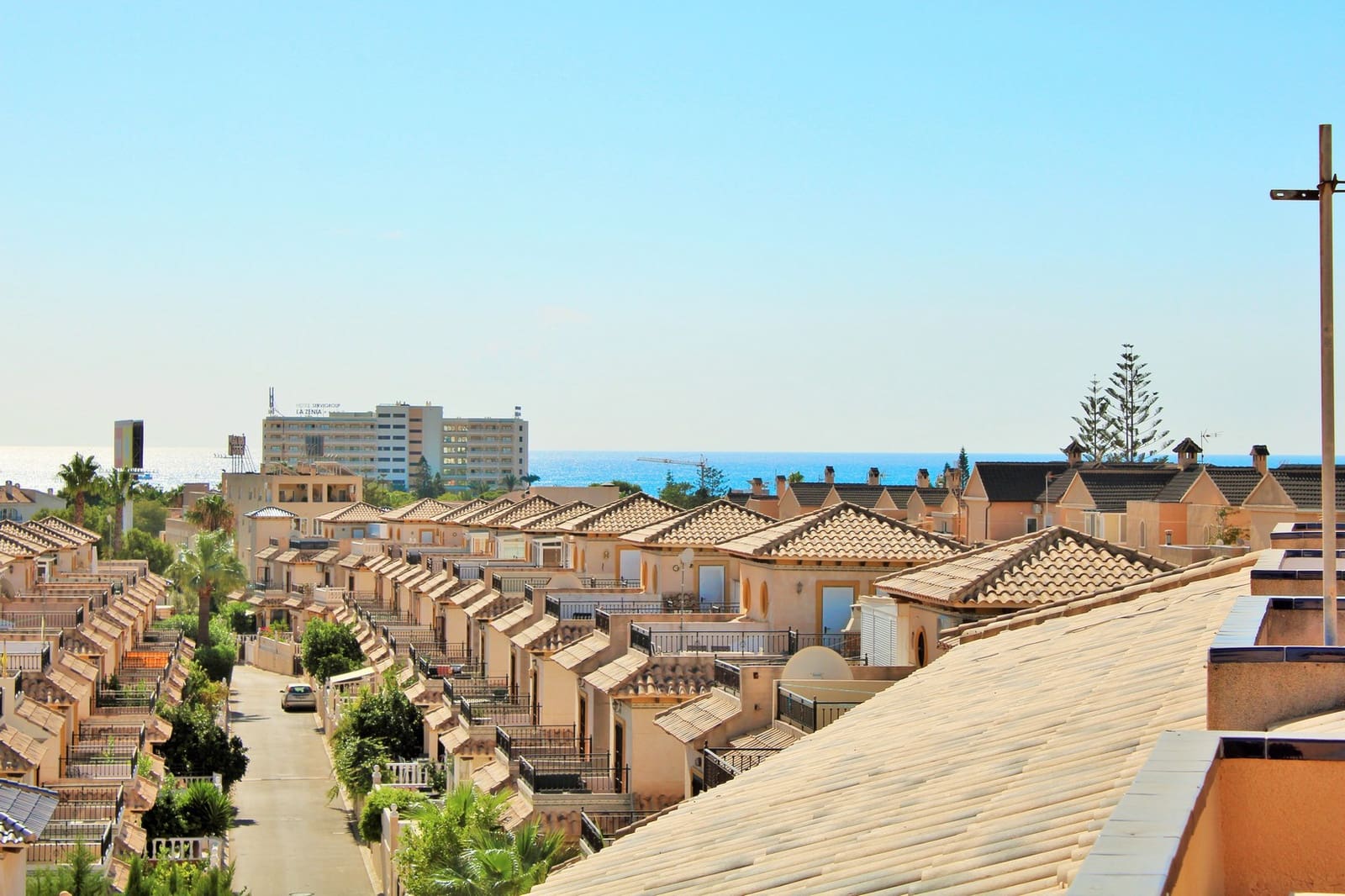 2 bedroom Apartment for sale in Playa Flamenca with pool - € 129,000 (Ref: 10048092)