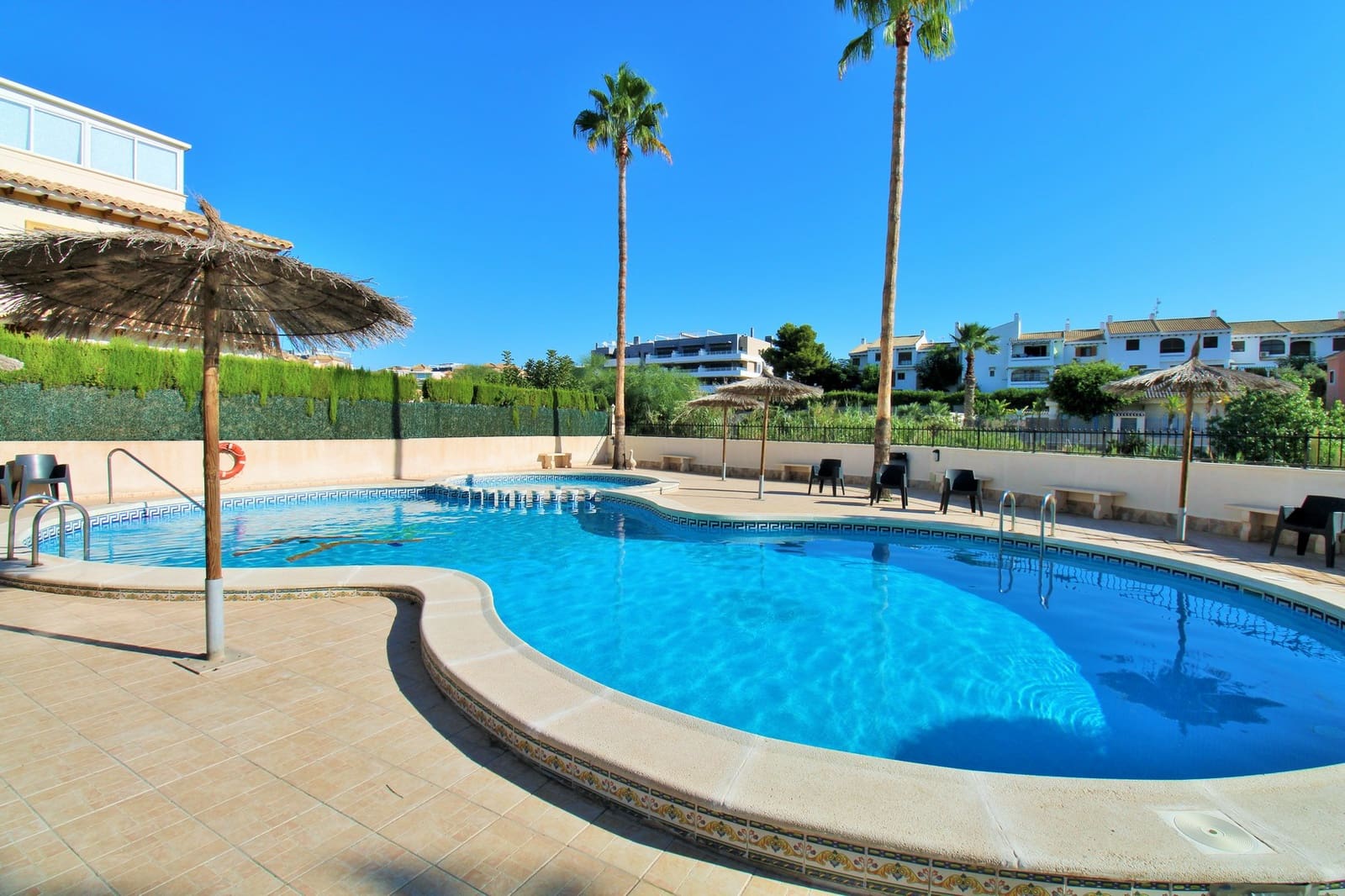 2 bedroom Apartment for sale in Playa Flamenca with pool - € 129,000 (Ref: 10048092)