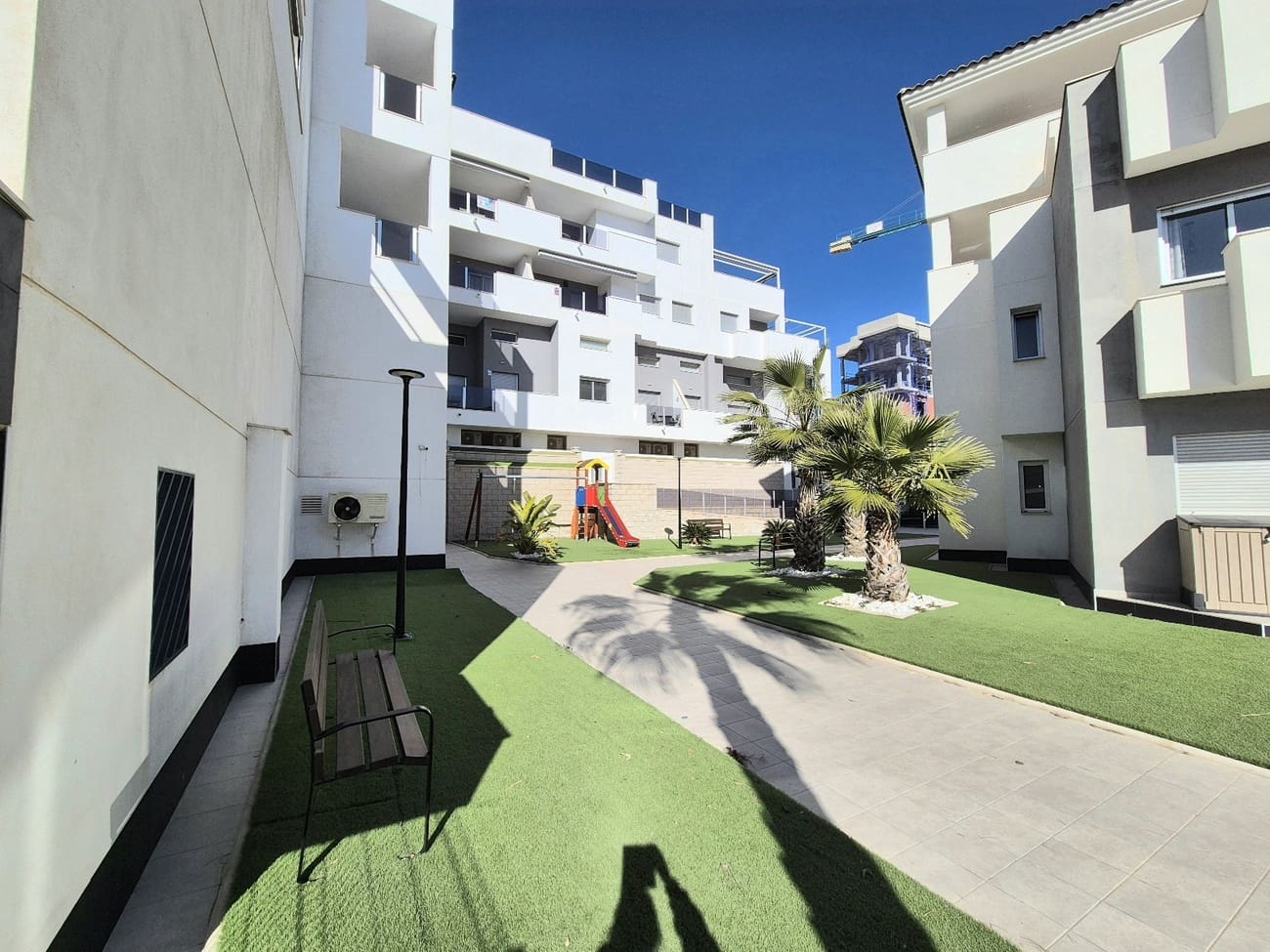 2 soveværelse Lejlighed til salg i Villamartin med swimmingpool garage - € 189.950 (Ref: 9883434)