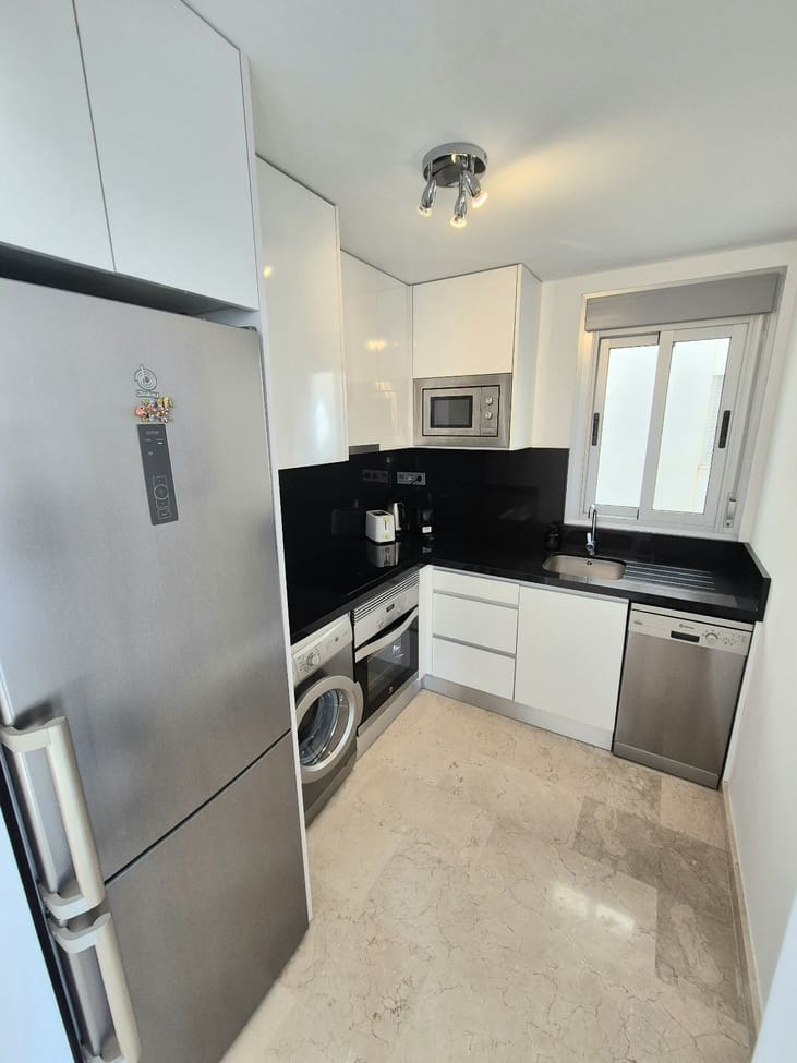 2 soveværelse Lejlighed til salg i Villamartin med swimmingpool garage - € 189.950 (Ref: 9883434)