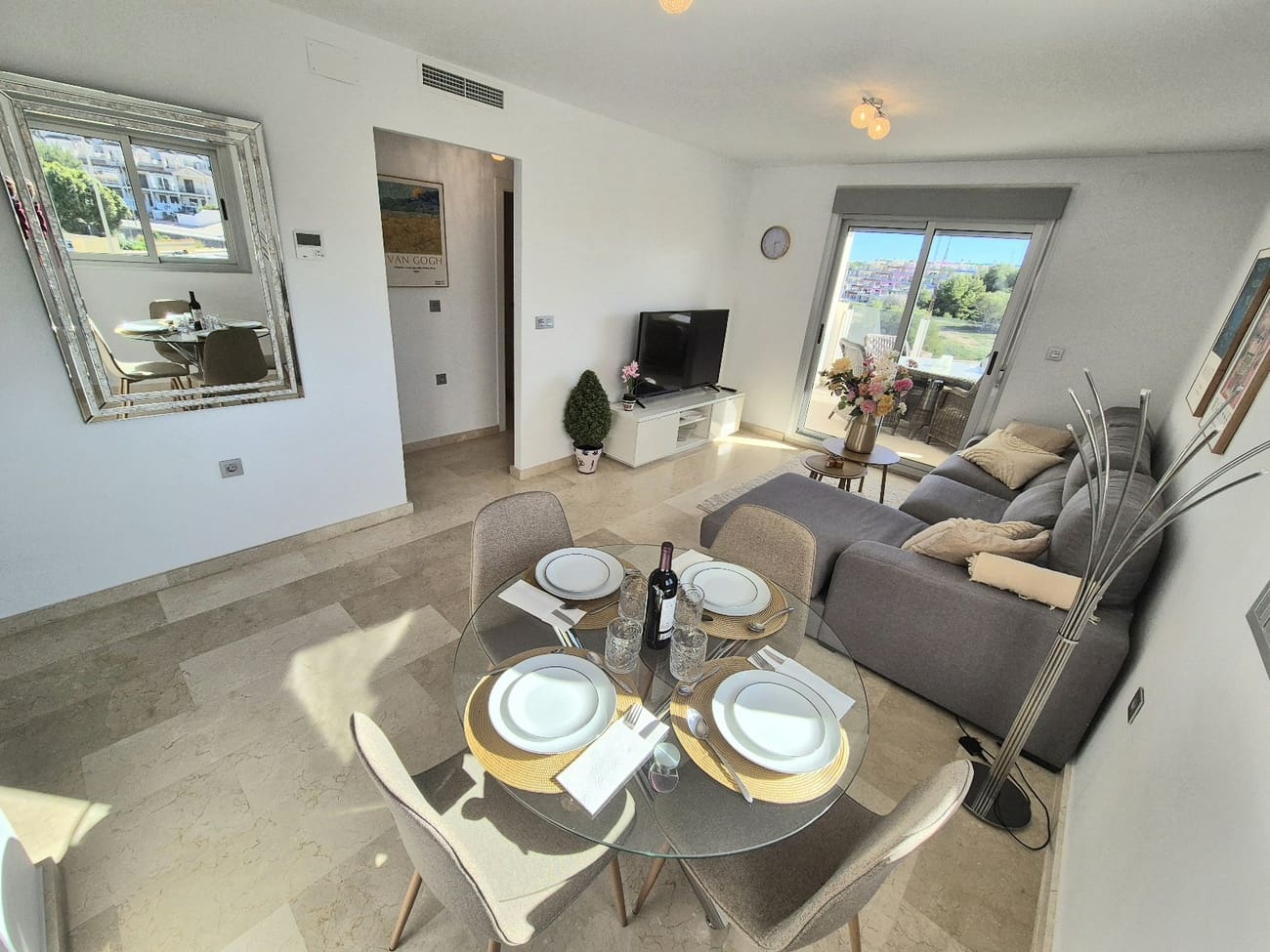 2 soveværelse Lejlighed til salg i Villamartin med swimmingpool garage - € 189.950 (Ref: 9883434)