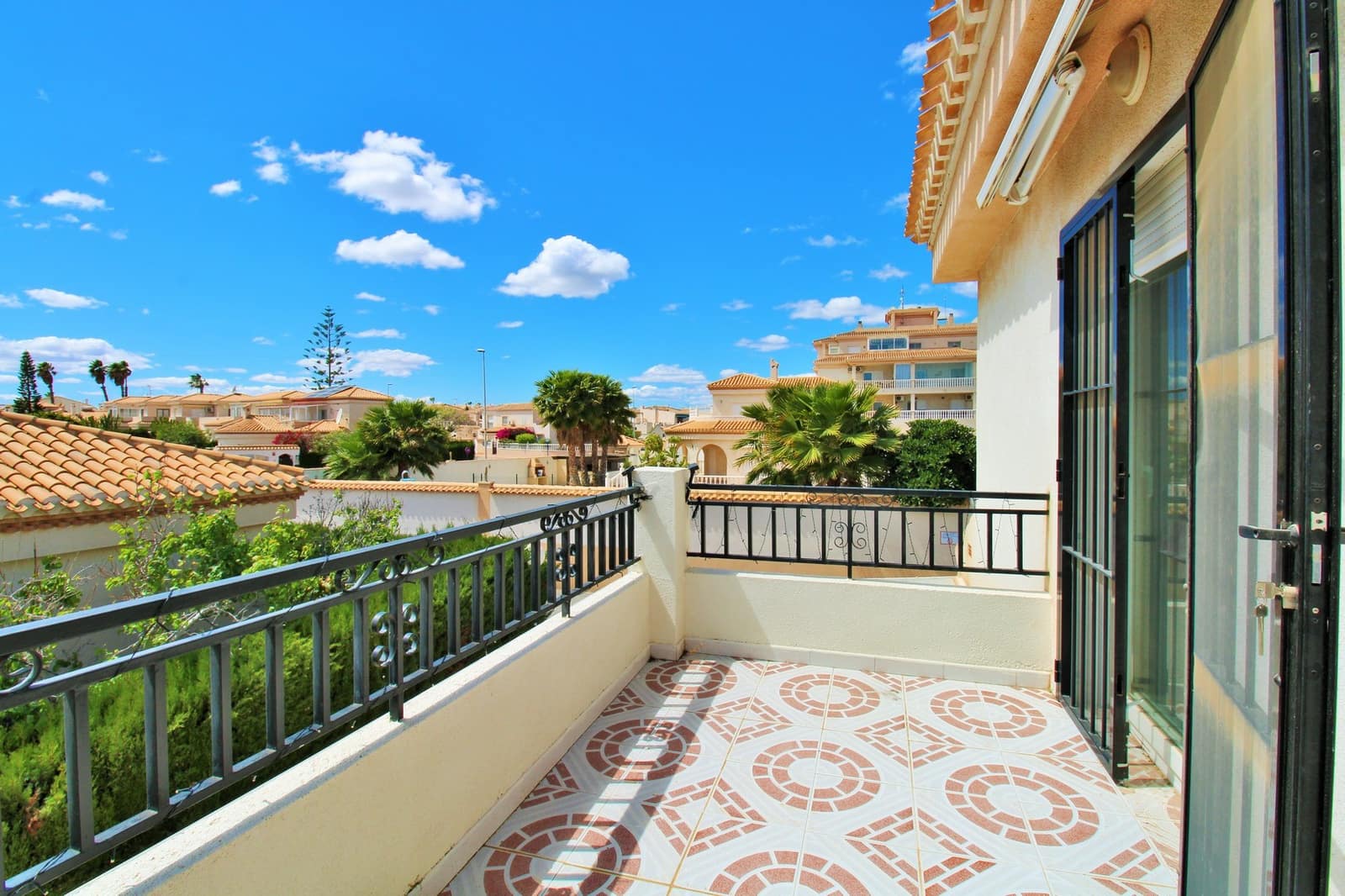3 bedroom Townhouse for sale in Playa Flamenca with pool - € 249,950 (Ref: 9883450)