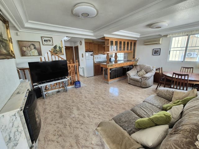 3 soverom Villa til salgs i Los Altos med svømmebasseng garasje - € 249 999 (Ref: 9883452)