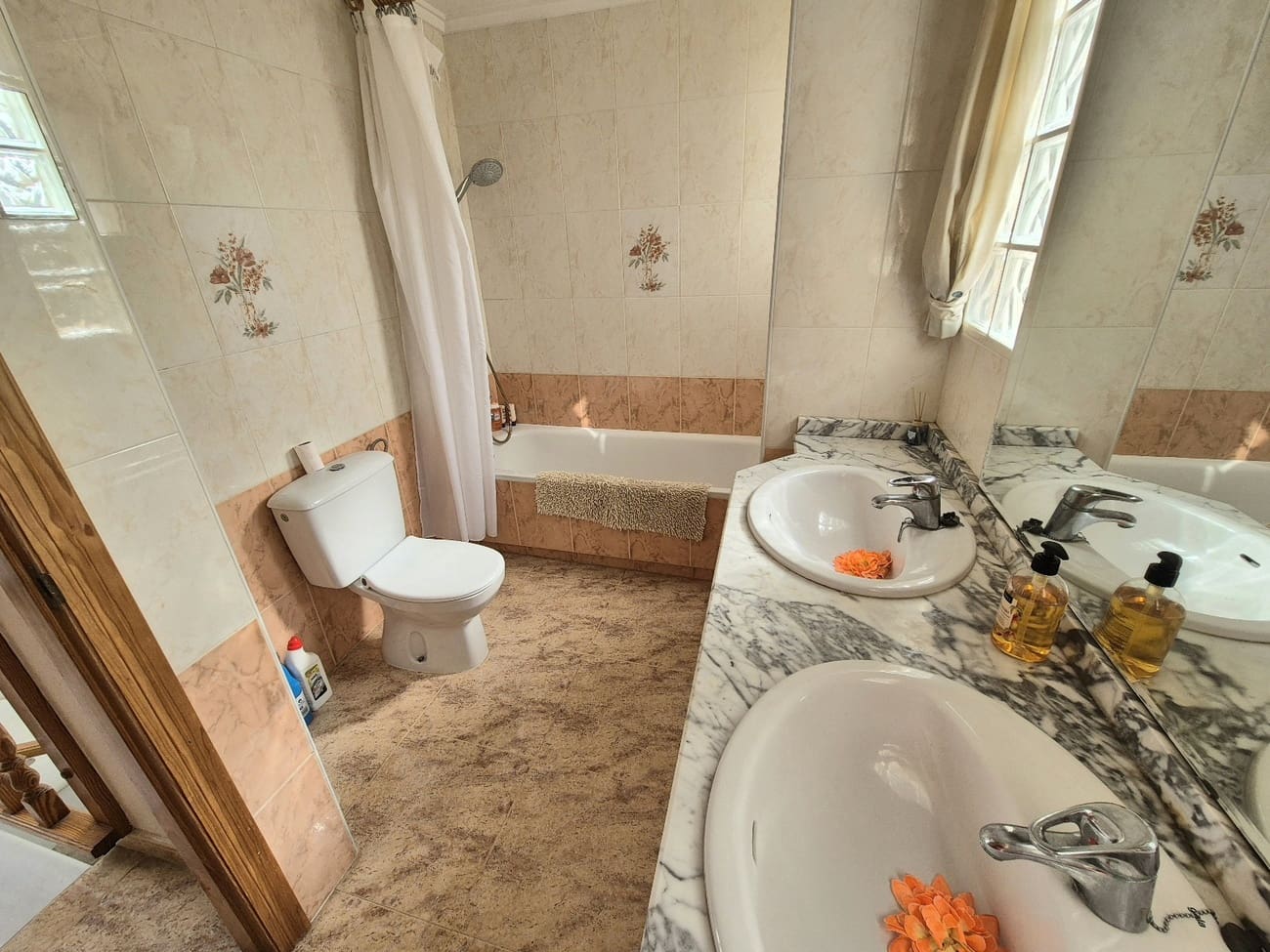 3 soverom Villa til salgs i Los Altos med svømmebasseng garasje - € 249 999 (Ref: 9883452)