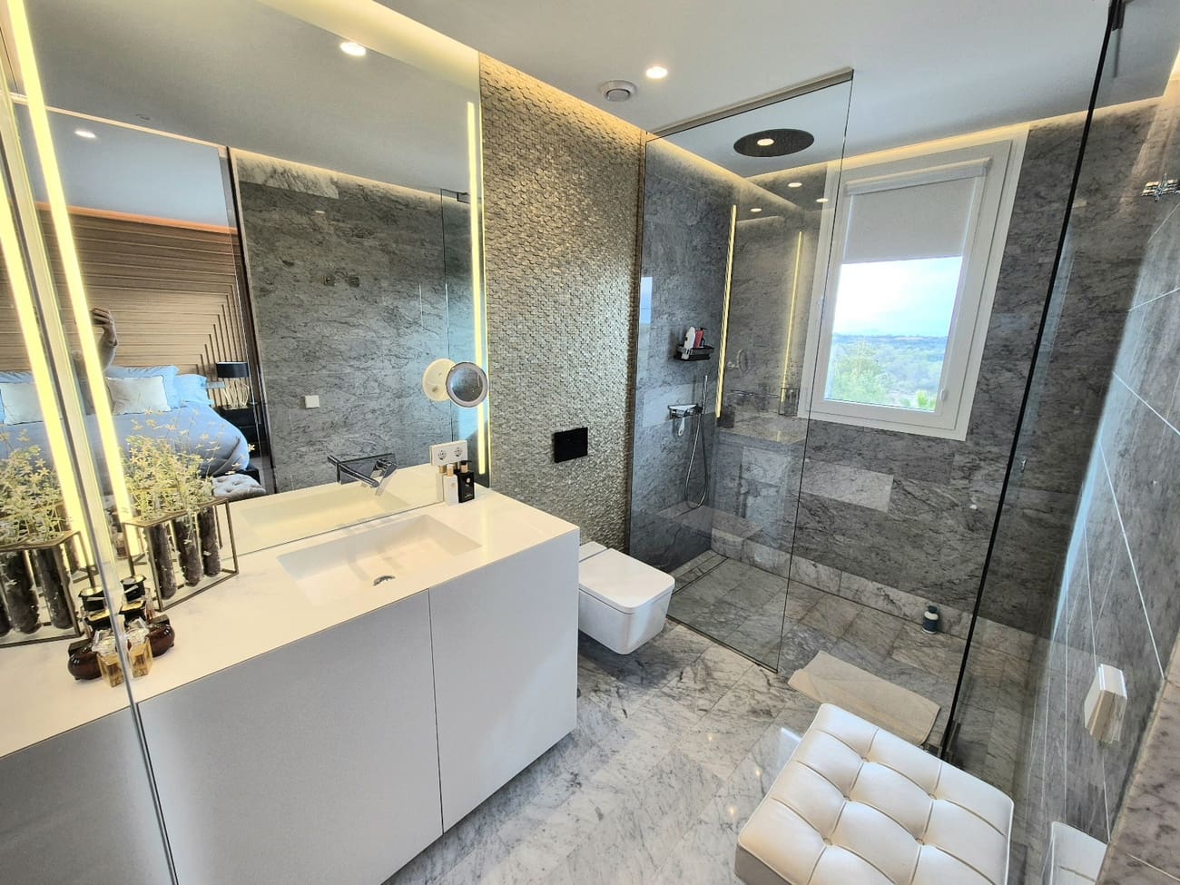 3 bedroom Apartment for sale in Las Colinas Golf with pool garage - € 829,000 (Ref: 9883455)