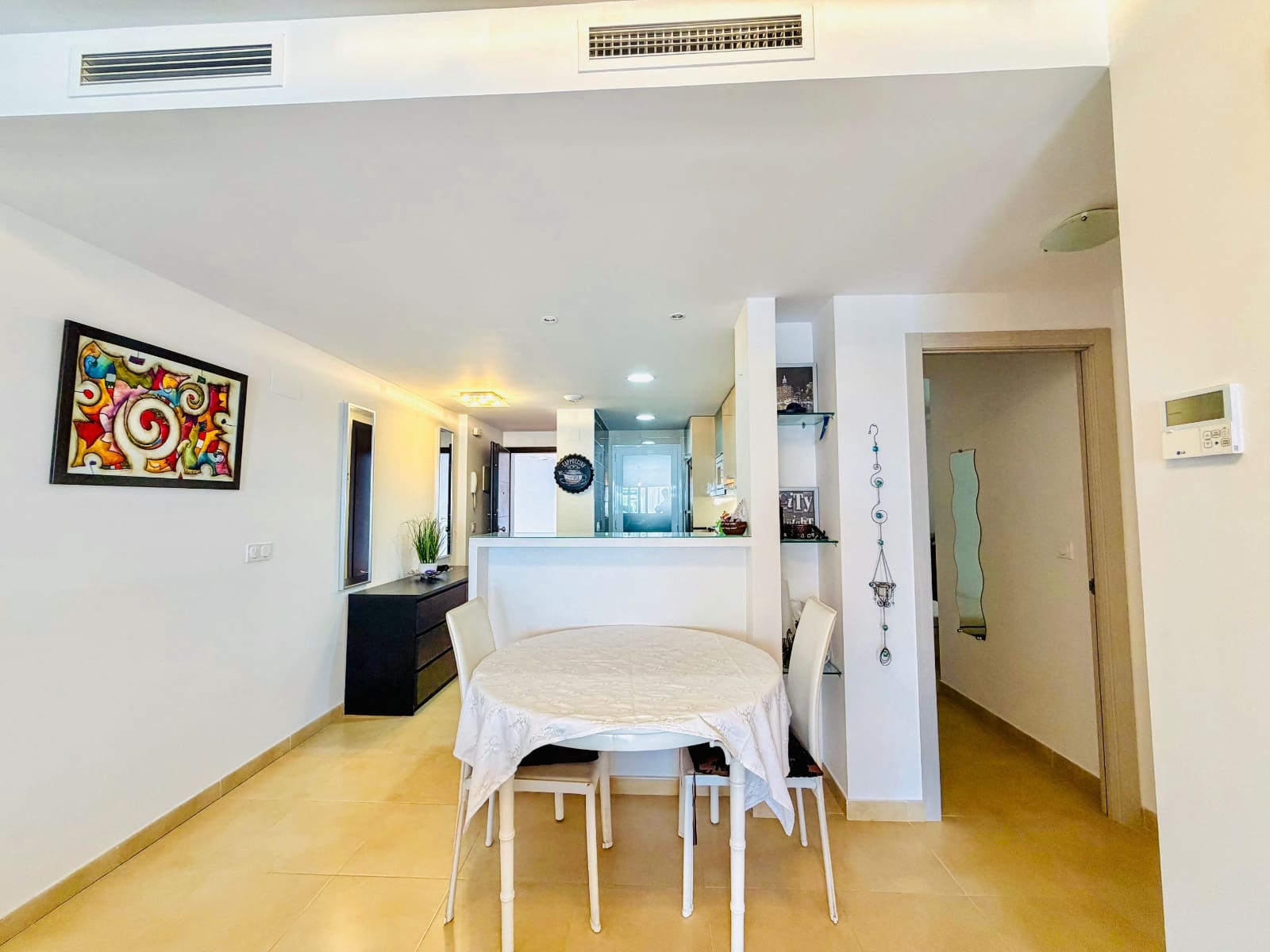 Apartamento de 2 habitaciones en Orihuela Costa en venta con piscina garaje - 235.000 € (Ref: 9909469)