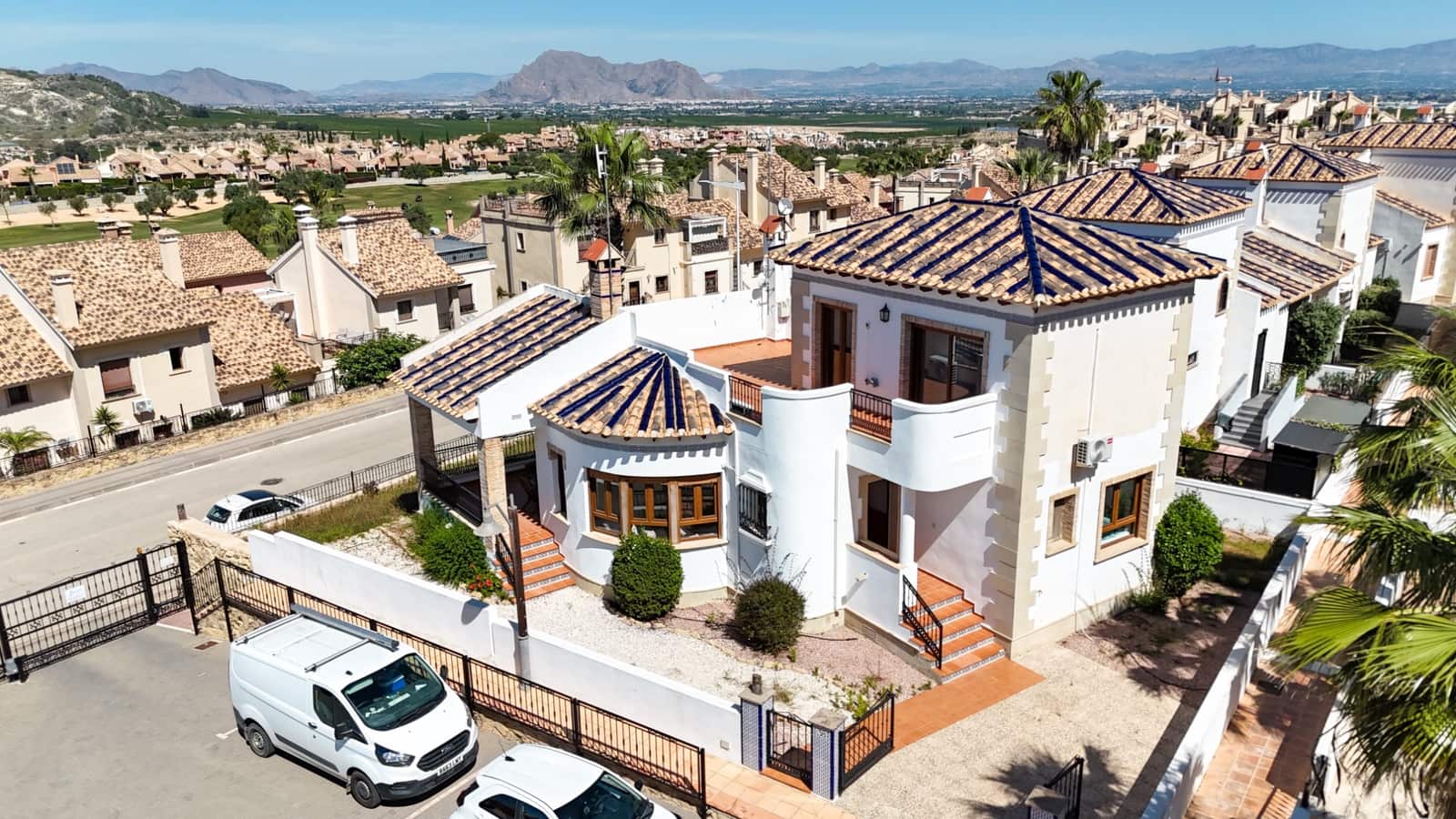 3 slaapkamer Villa te koop in Algorfa met zwembad - € 375.000 (Ref: 9909471)