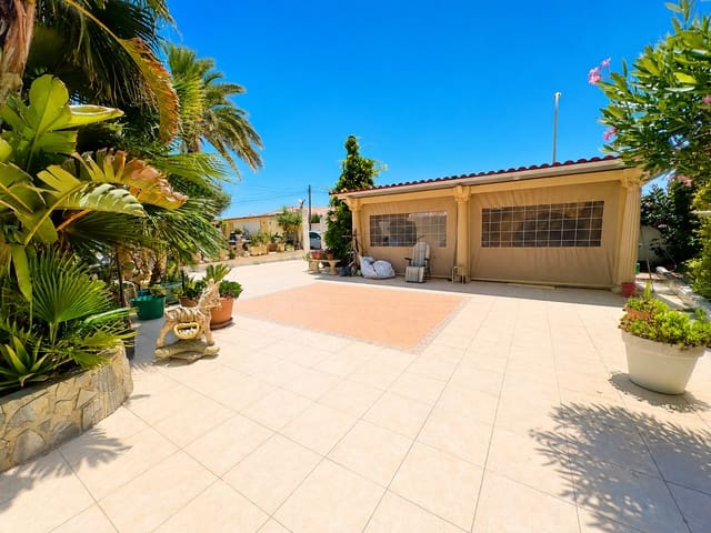 4 soveværelse Villa til salg i Ciudad Quesada, Rojales med swimmingpool - € 550.000 (Ref: 9953371)
