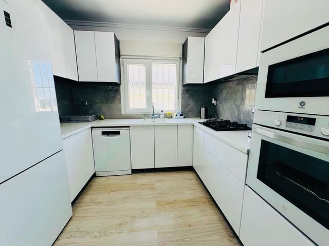 4 camera da letto Villa in vendita in Ciudad Quesada, Rojales con piscina garage - 470.000 € (Rif: 9953372)