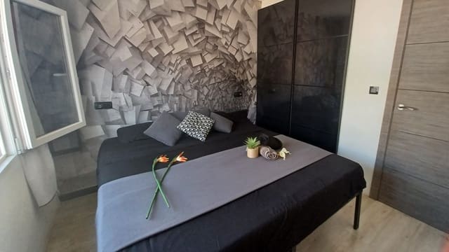 Apartamento de 3 habitaciones en Torre de la Horadada, Pilar de la Horadada en venta - 268.000 € (Ref: 9979237)
