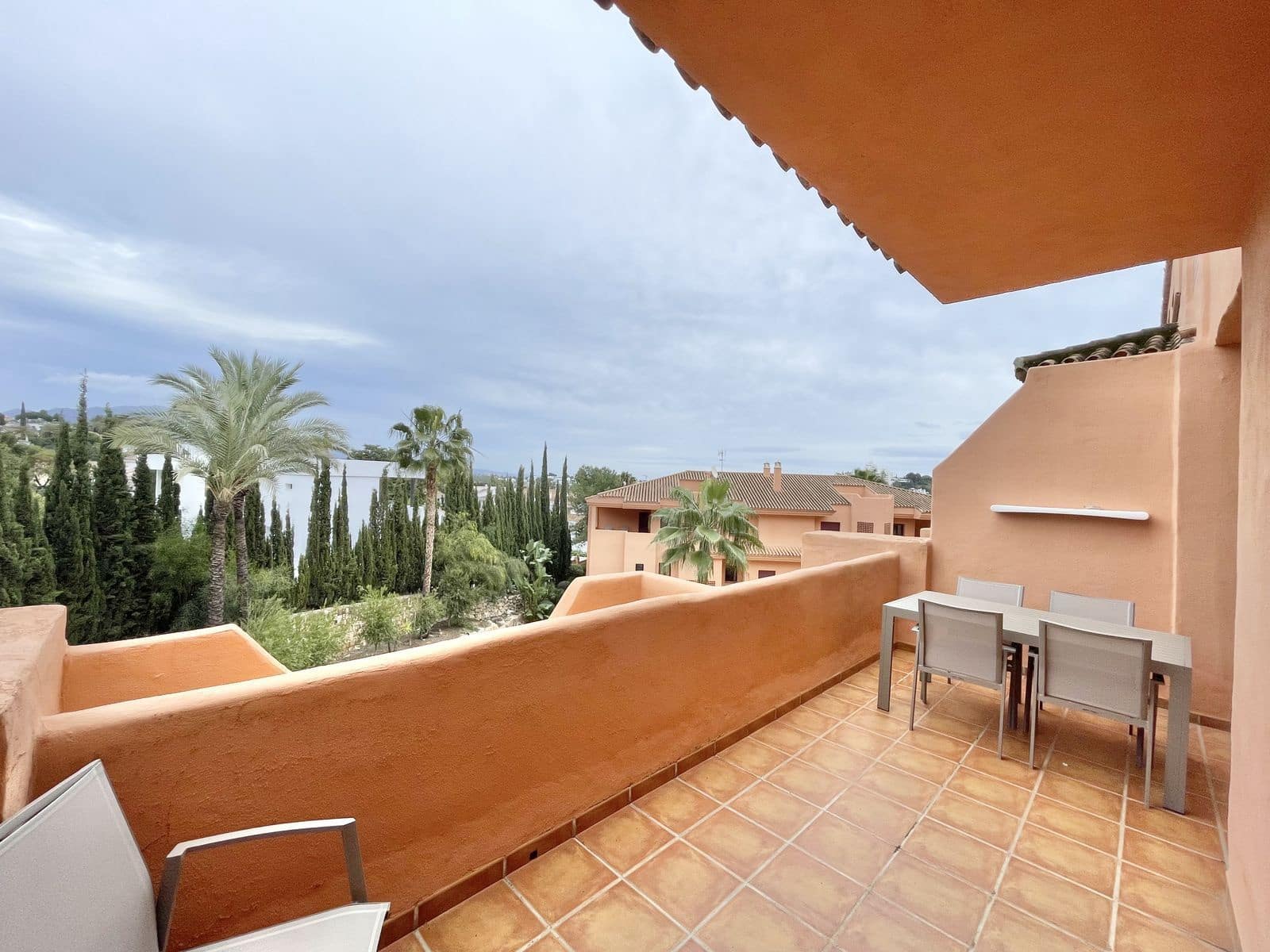 2 chambre Appartement à vendre à Benahavis avec piscine - 365 000 € (Ref: 8678452)