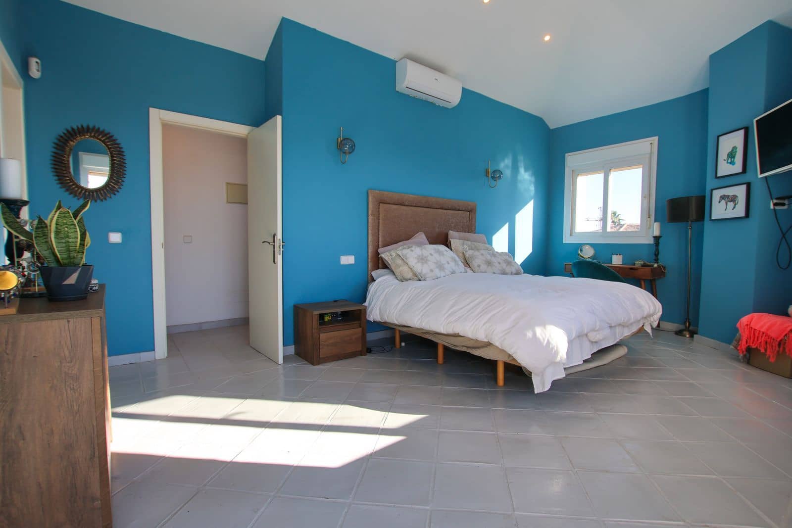 4 soveværelse Villa til salg i El Chaparral med swimmingpool - € 1.449.950 (Ref: 8758619)