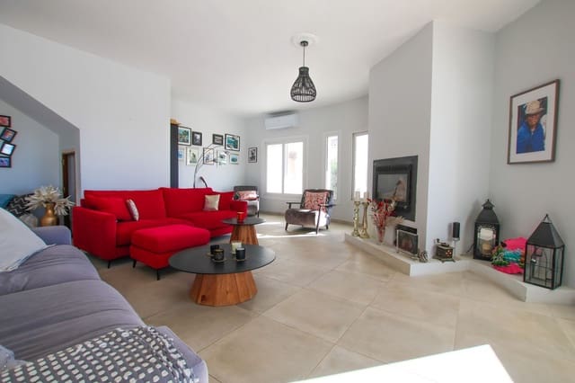 4 soveværelse Villa til salg i El Chaparral, Mijas med swimmingpool - € 1.449.950 (Ref: 8758619)