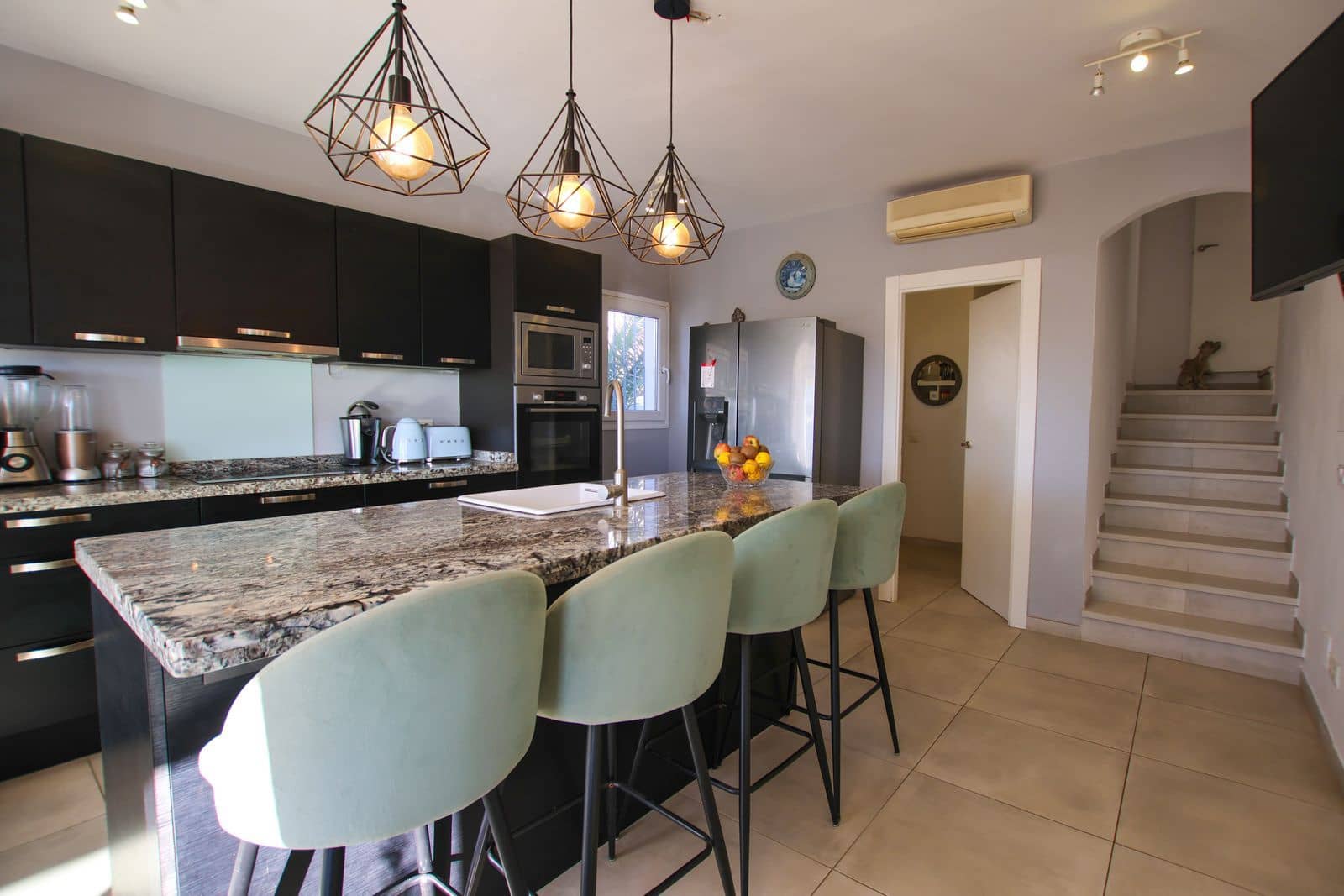 4 soveværelse Villa til salg i El Chaparral med swimmingpool - € 1.449.950 (Ref: 8758619)