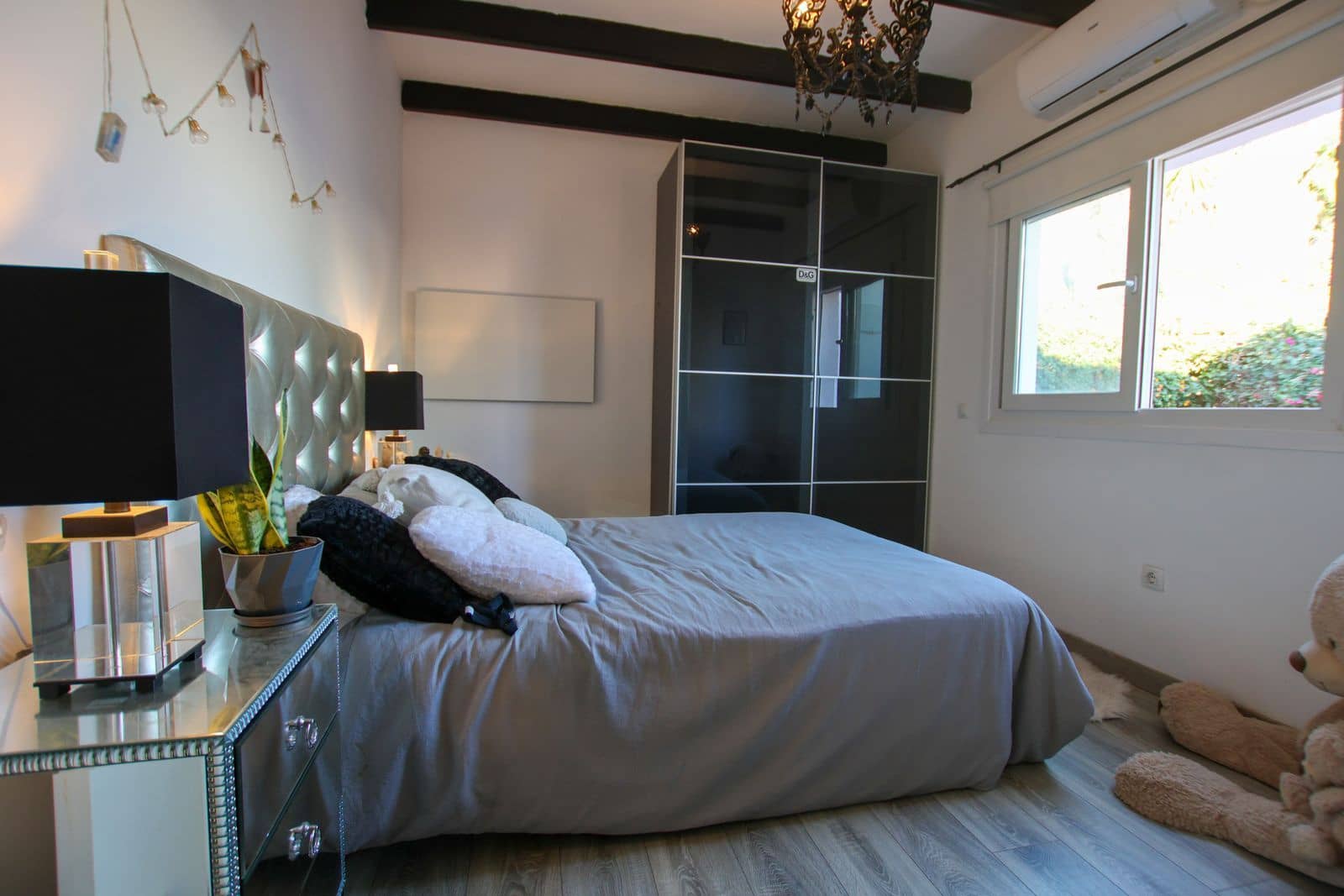 4 soveværelse Villa til salg i El Chaparral med swimmingpool - € 1.449.950 (Ref: 8758619)