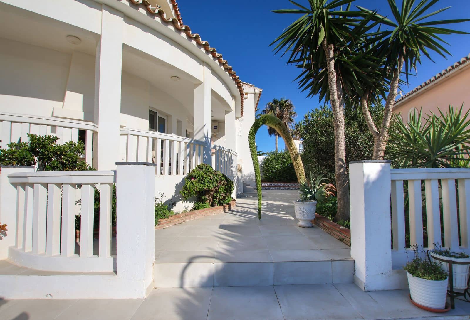 4 soveværelse Villa til salg i El Chaparral med swimmingpool - € 1.449.950 (Ref: 8758619)