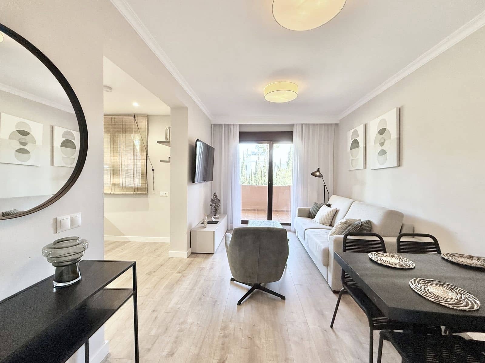 1 soveværelse Lejlighed til salg i Benahavis med swimmingpool - € 275.000 (Ref: 8816518)