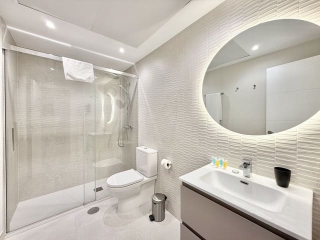 1 chambre Appartement à vendre à El Paraíso, Benahavís avec piscine - 275 000 € (Ref: 8816518)