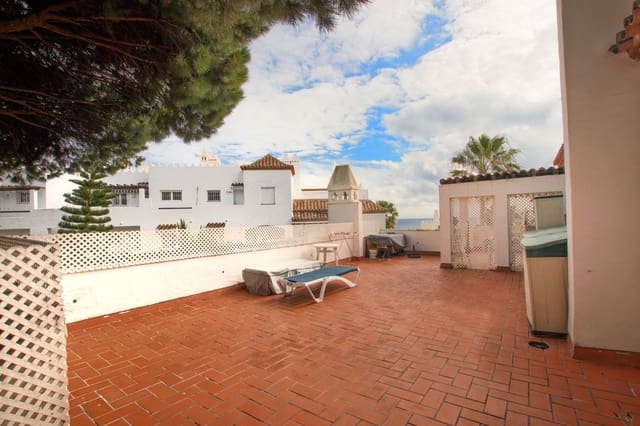 Ático de 2 habitaciones en Calahonda, Mijas en venta con piscina - 585.000 € (Ref: 8840292)