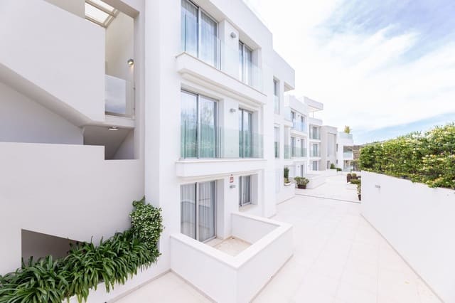 2 soveværelse Lejlighed til salg i Puerto Banus, Marbella med swimmingpool - € 865.000 (Ref: 8852294)