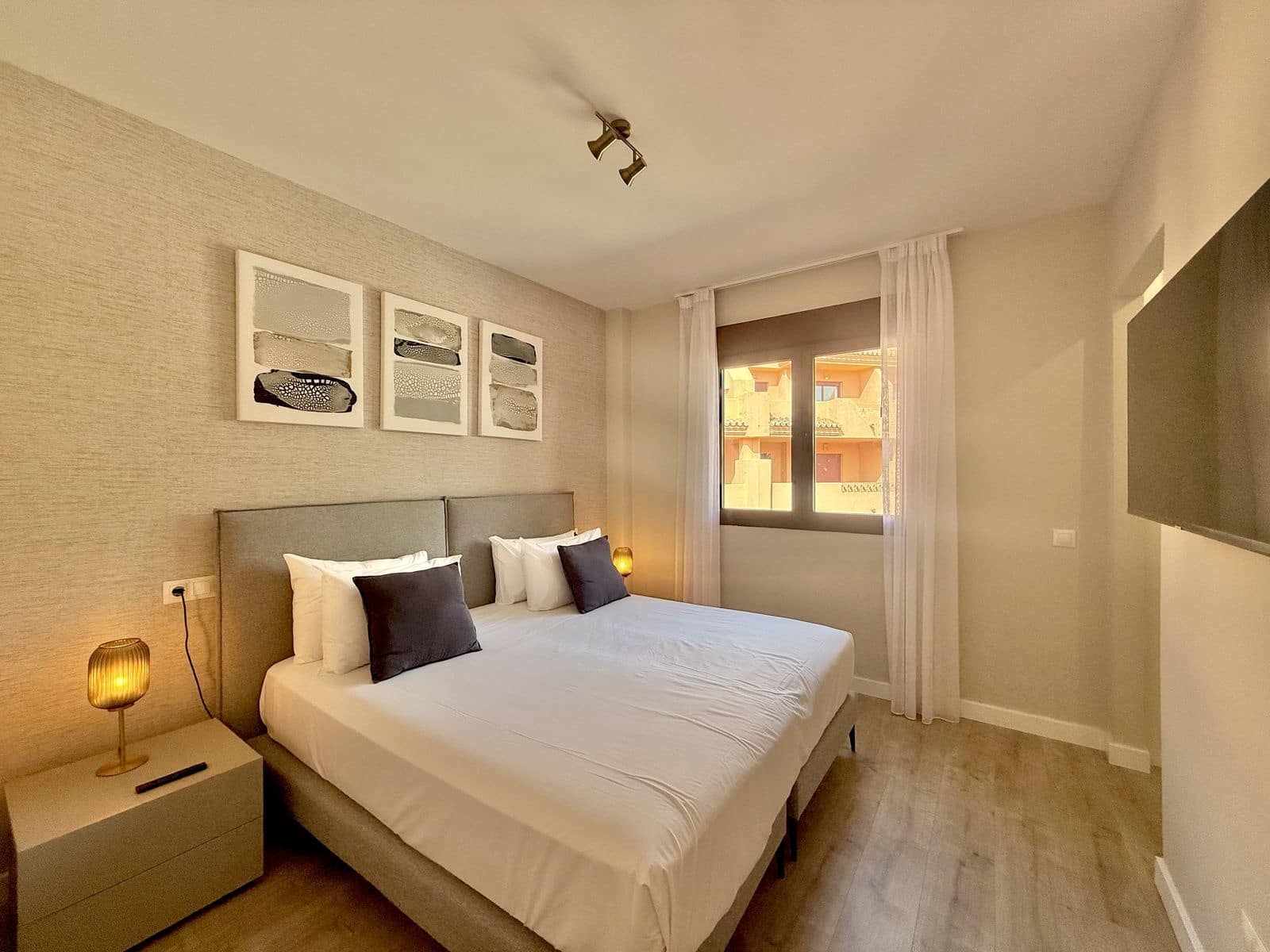 1 quarto Apartamento para venda em Benahavis com piscina - 275 000 € (Ref: 8865804)