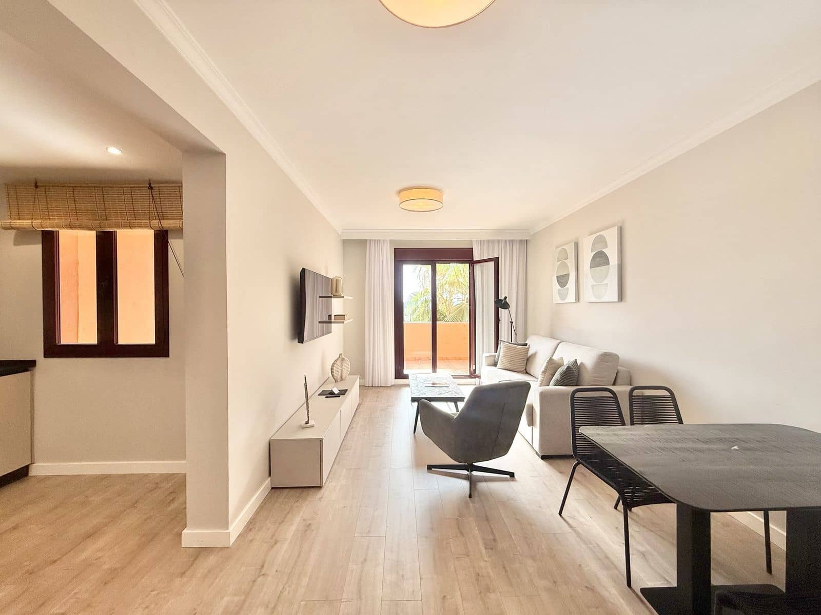 1 quarto Apartamento para venda em Benahavis com piscina - 275 000 € (Ref: 8865804)