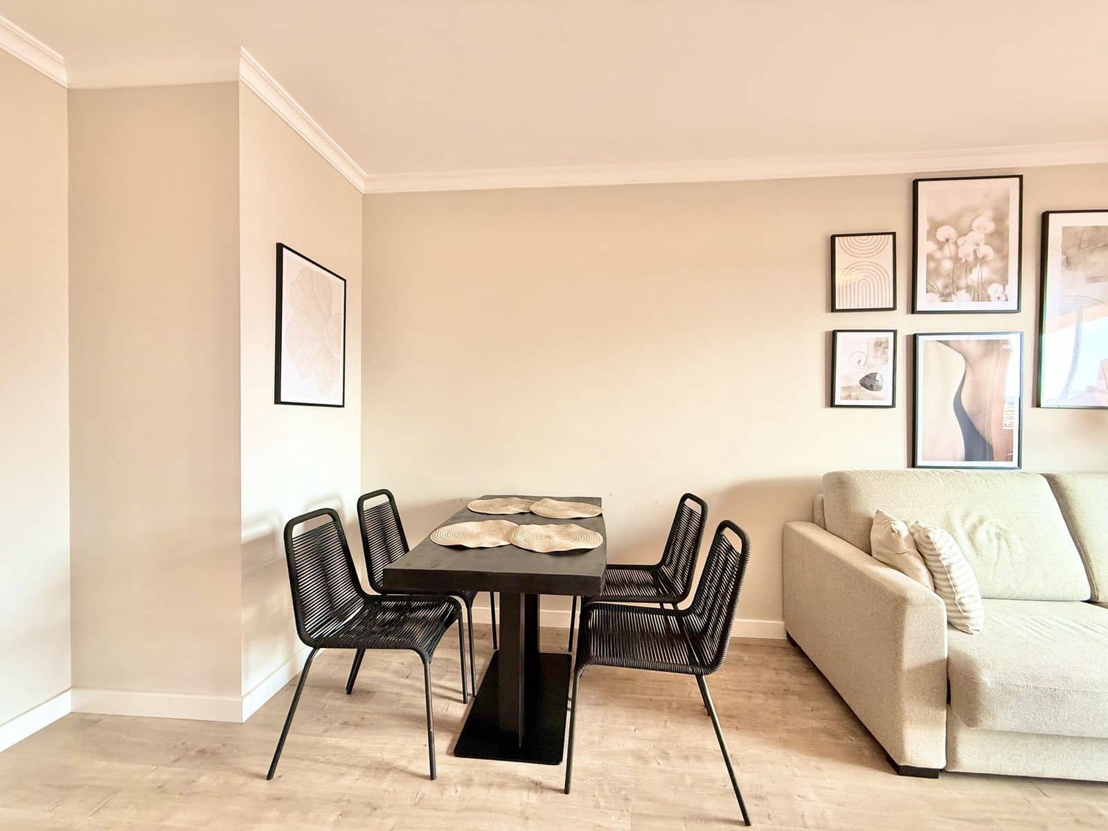 2 soveværelse Lejlighed til salg i Benahavis med swimmingpool - € 325.000 (Ref: 9009872)