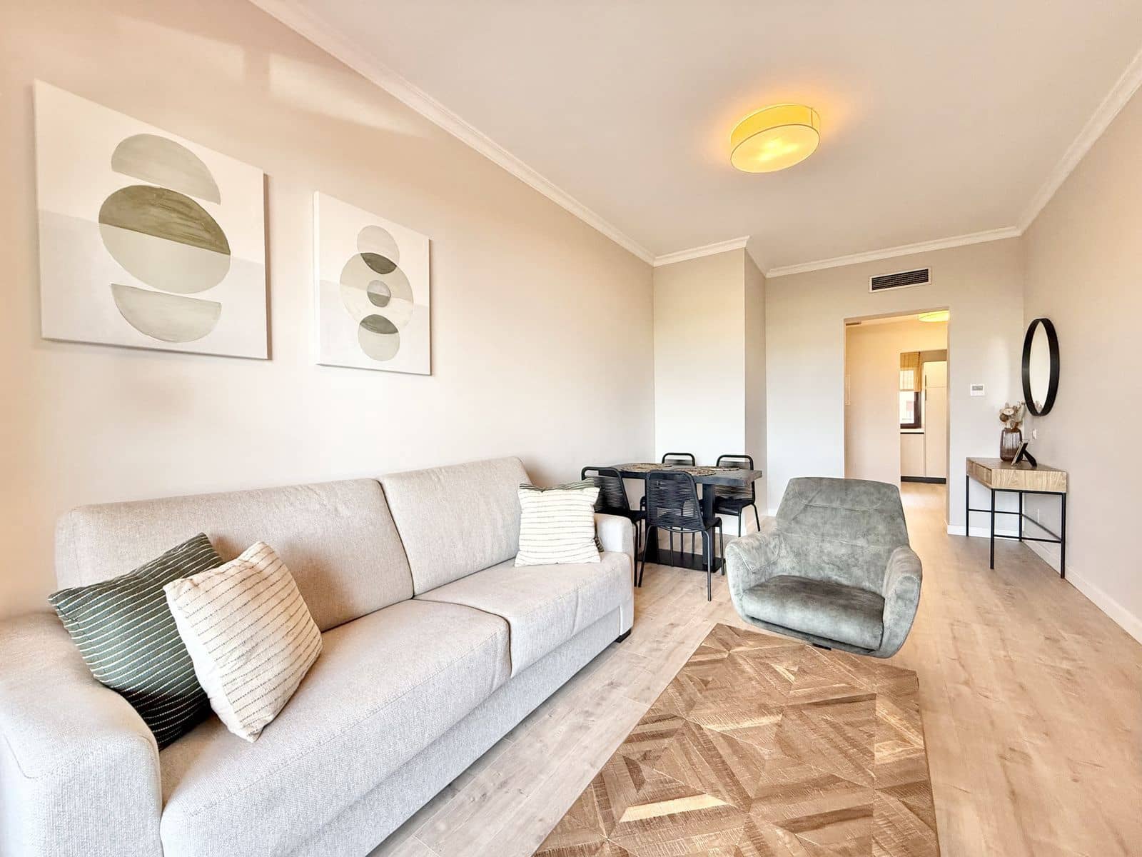 2 Zimmer Apartment zu verkaufen in Benahavis mit Pool - 279.000 € (Ref: 9009873)