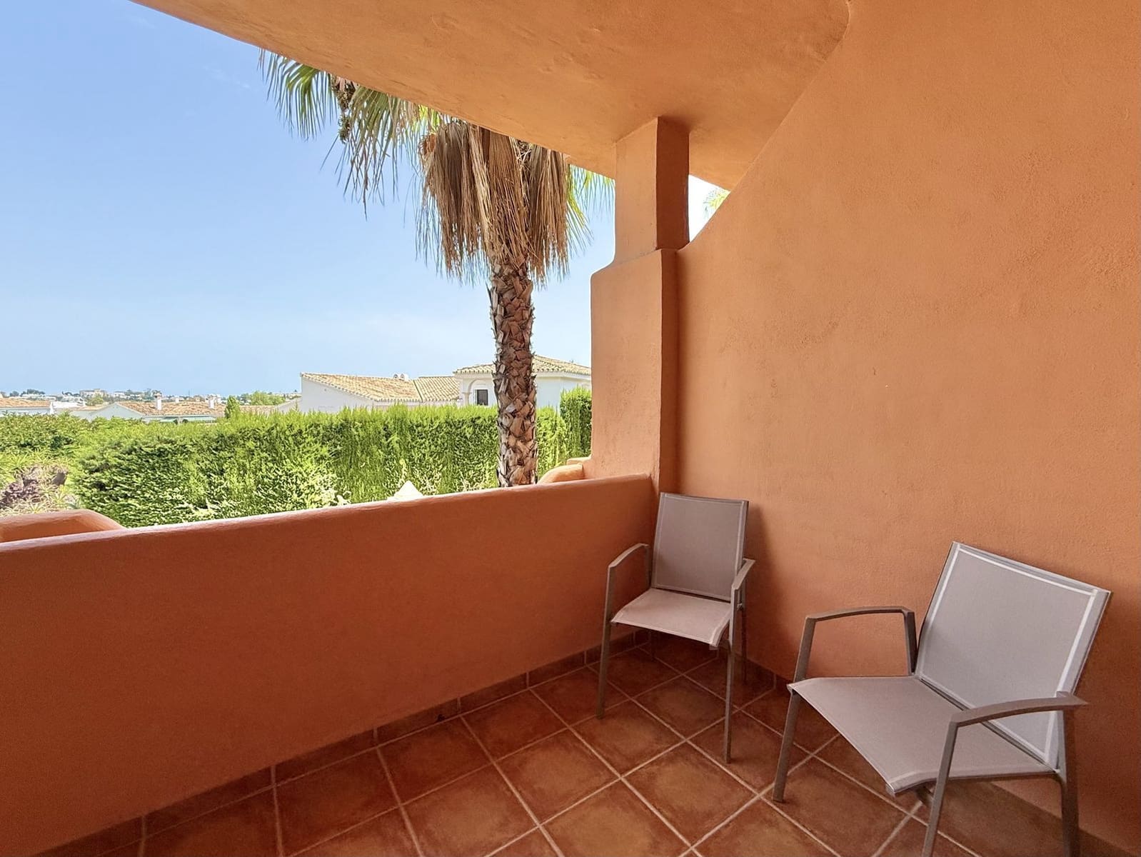 2 Zimmer Apartment zu verkaufen in Benahavis mit Pool - 279.000 € (Ref: 9009873)