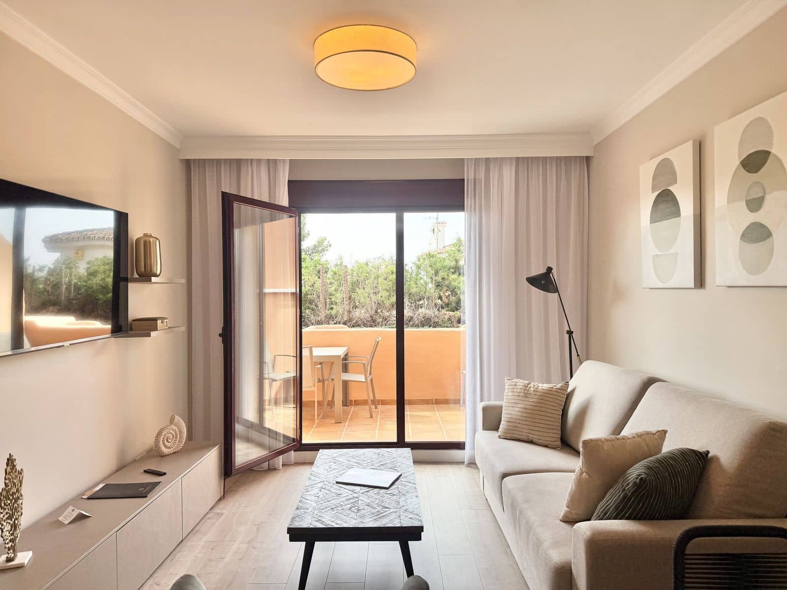 2 slaapkamer Appartement te koop in Benahavis met zwembad - € 359.000 (Ref: 9016405)