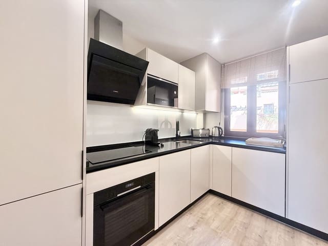 2 makuuhuone Huoneisto myytävänä paikassa El Paraíso, Benahavís mukana uima-altaan - 359 000 € (Ref: 9016405)