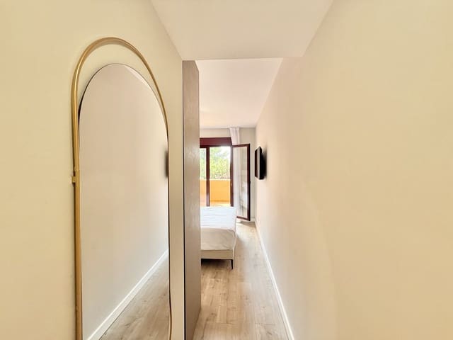 2 makuuhuone Huoneisto myytävänä paikassa El Paraíso, Benahavís mukana uima-altaan - 359 000 € (Ref: 9016405)