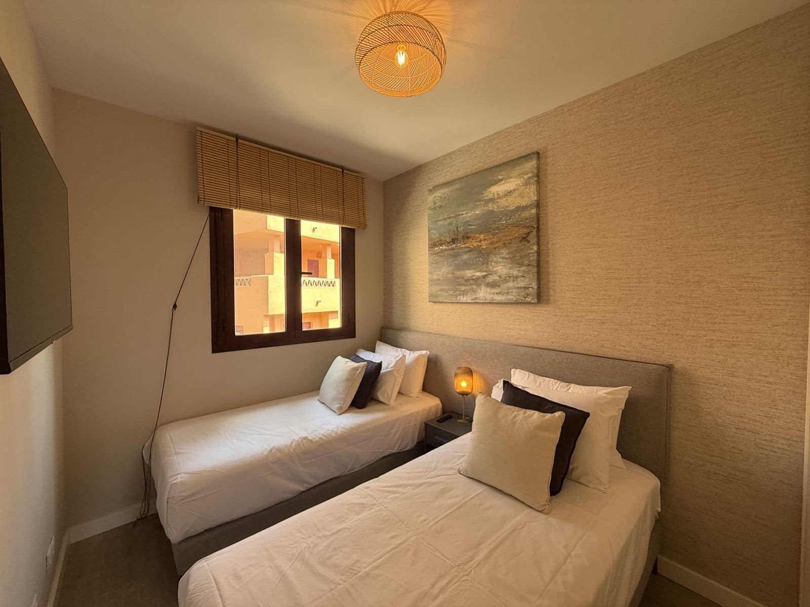 2 slaapkamer Appartement te koop in Benahavis met zwembad - € 359.000 (Ref: 9016405)