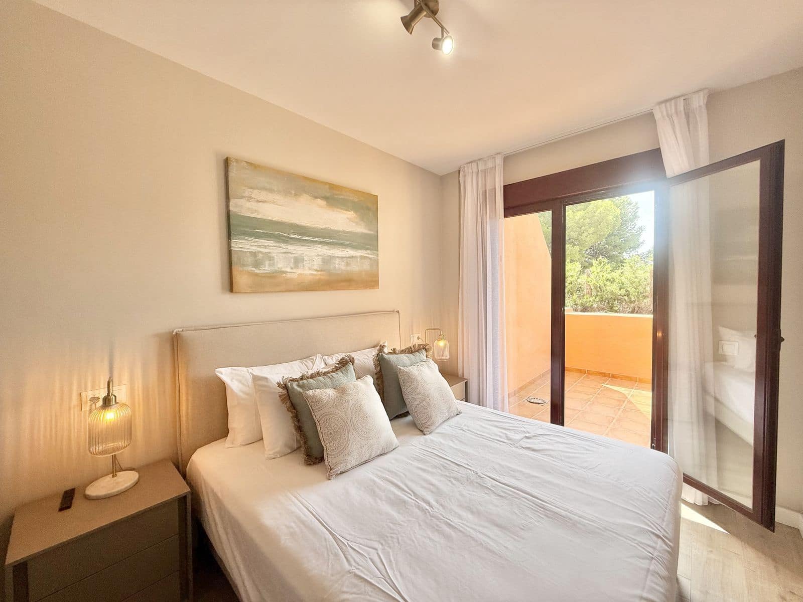 2 slaapkamer Appartement te koop in Benahavis met zwembad - € 359.000 (Ref: 9016405)