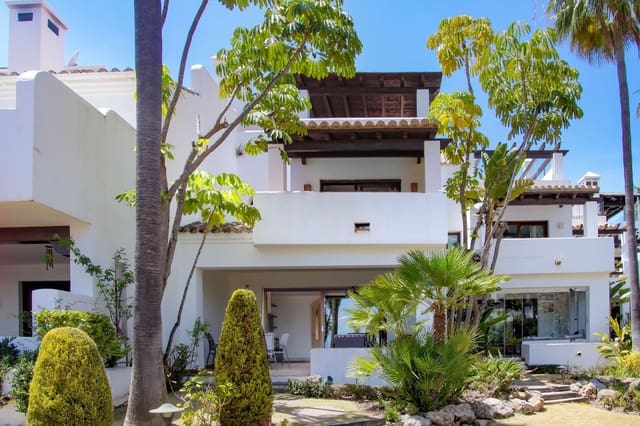 2 soveværelse Byhus til salg i Benahavís pueblo, Benahavís med swimmingpool - € 695.000 (Ref: 9074201)