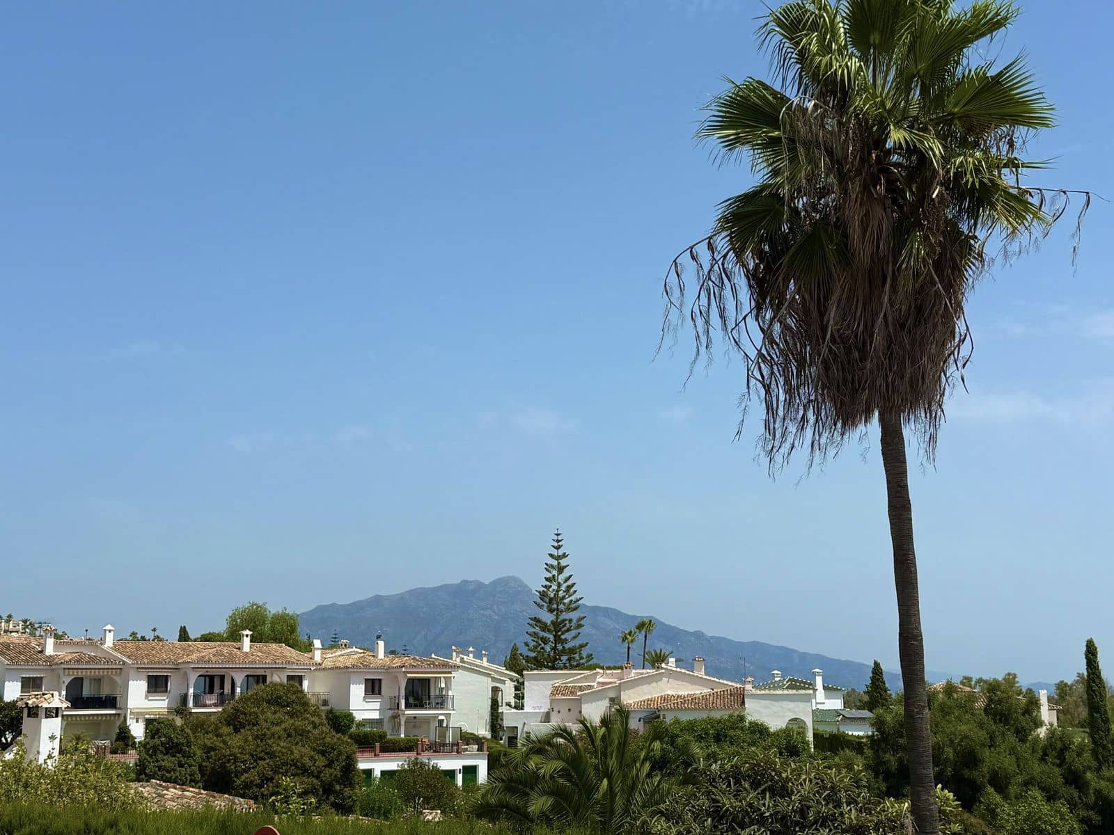 2 soveværelse Lejlighed til salg i Benahavis med swimmingpool - € 320.000 (Ref: 9077109)