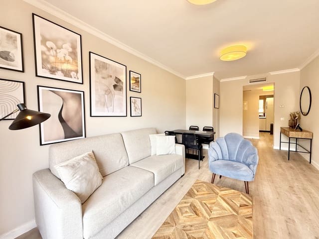 2 bedroom Apartment for sale in El Paraíso, Benahavís with pool - € 320,000 (Ref: 9077109)