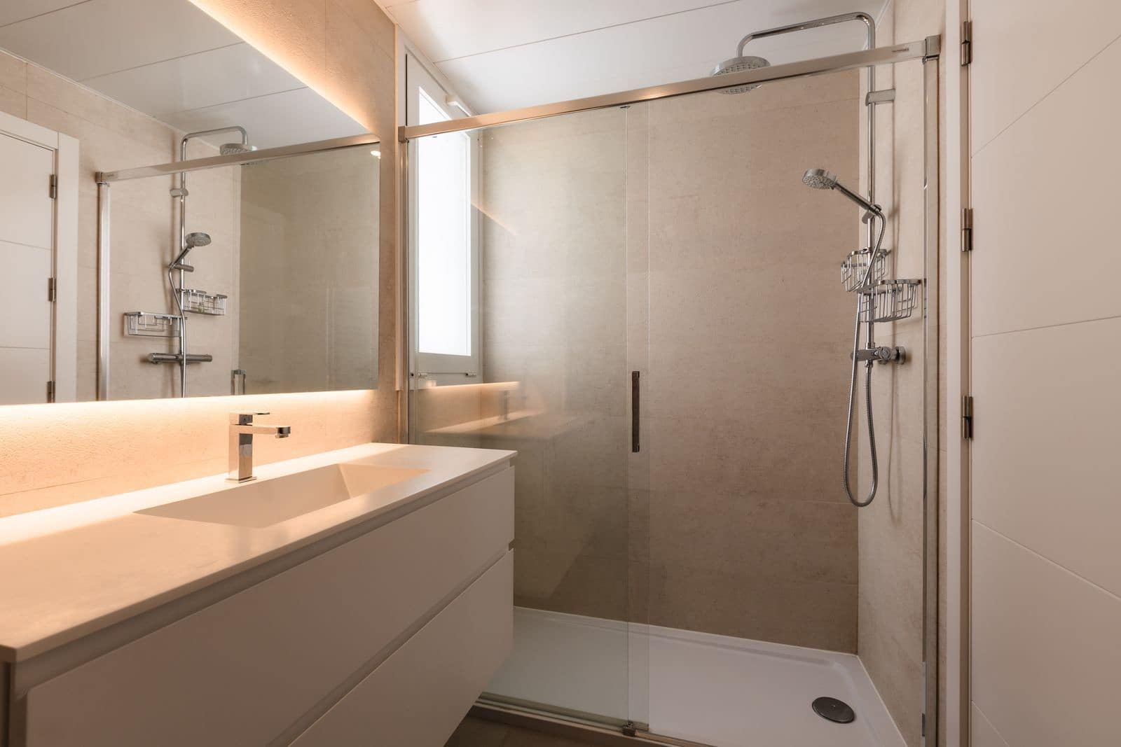 3 soveværelse Lejlighed til salg i La Cala de Mijas med swimmingpool - € 669.000 (Ref: 9105366)