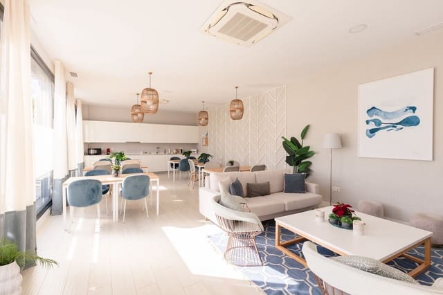 3 soveværelse Lejlighed til salg i La Cala de Mijas, Mijas med swimmingpool - € 669.000 (Ref: 9105366)