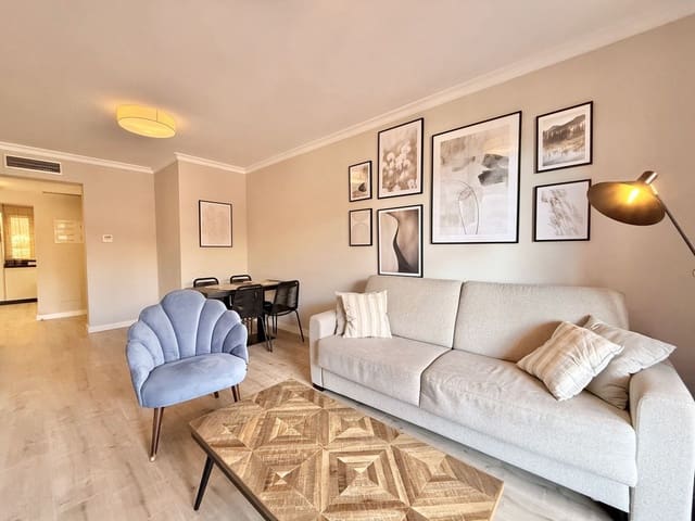 Apartamento de 2 habitaciones en El Paraíso, Benahavís en venta con piscina - 299.000 € (Ref: 9127445)